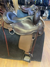 Load image into Gallery viewer, Used 18” High Horse Daisetta Western Saddle #21985
