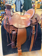 Load image into Gallery viewer, McCall 16” Lady Wade Western Saddle
