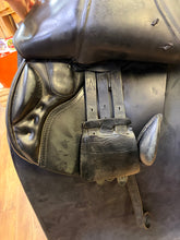 Load image into Gallery viewer, Used 17.5” George Canava Close Contact #29177
