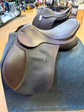 Load image into Gallery viewer, Used 17.5” Arena All Purpose Saddle #27566
