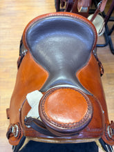 Load image into Gallery viewer, Used 15.5” About the Horse Western Saddle

