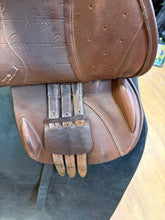 Load image into Gallery viewer, Used 17.5” Pessoa XChange Close Contact #29399
