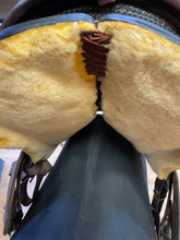 Load image into Gallery viewer, Used 16” Nash Barrel Saddle #23954
