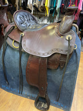 Load image into Gallery viewer, Used 16.5” Tucker Trail Wade Saddle
