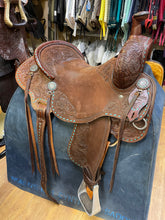 Load image into Gallery viewer, Used 15.75” R. Ruelas Ranch Cutter #24914
