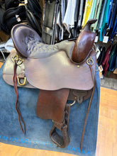 Load image into Gallery viewer, Used 16.5” Tucker Western Saddle #28007
