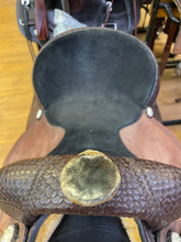 Load image into Gallery viewer, Used 16” Nash Barrel Saddle #23954
