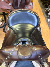 Load image into Gallery viewer, Used 16” High Horse Willow Spring Western Saddle #25911
