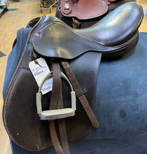 Load image into Gallery viewer, Used 17” Collegiate Sr Event Saddle #19016
