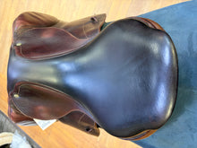 Load image into Gallery viewer, Used 17” CWD Calf Skin Covered #29080
