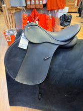 Load image into Gallery viewer, Used 17” Wintec All Purpose Saddle #29119

