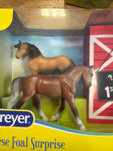 Load image into Gallery viewer, Breyer Horse Foal Suprise Stablemates
