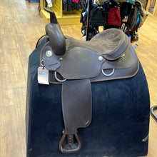 Load image into Gallery viewer, Used 16” Wintec Western Saddle #16183
