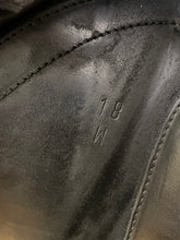 Load image into Gallery viewer, Used 18” Ideal Wide Seat Event Saddle Hoop Tree #24932
