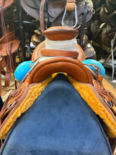 Load image into Gallery viewer, Used 15.5” McCall Wade Sunflower Saddle

