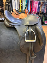 Load image into Gallery viewer, Used 18” Lovatte &amp; Ricketts Berkeley Dressage #29116
