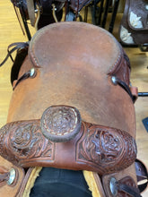 Load image into Gallery viewer, Used 16” SRS Saddlery Ranch Saddle #20295
