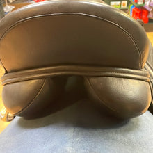 Load image into Gallery viewer, Used 17.5” Frank Baines Elegance Dressage Saddle #17036

