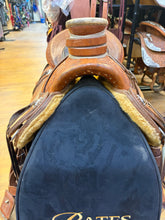 Load image into Gallery viewer, Used 16" Masters Collection FX Wade Western Saddle
