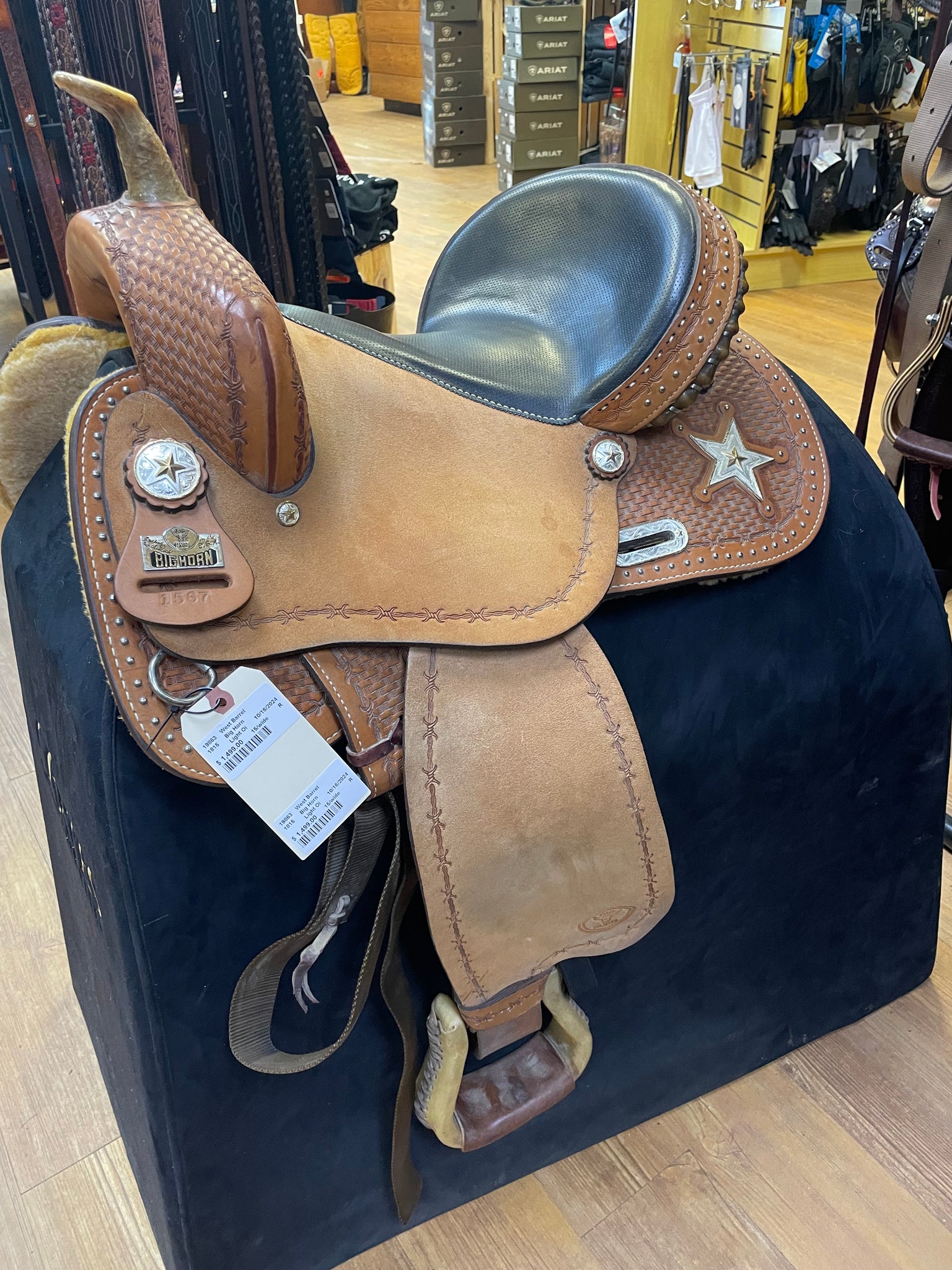 Used 15” Big Horn Star Barrel Saddle #19863 – Log Cabin Tack