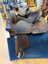 Load image into Gallery viewer, Used 15” High Horse Leona Barrel Saddle #28763
