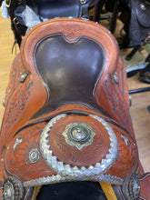 Load image into Gallery viewer, Used 16” Skyhorse Custom Butterfly Western Saddle
