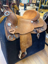 Load image into Gallery viewer, Used 16” Billy Cook Western Training Saddle #25947
