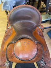 Load image into Gallery viewer, Used 15” Circle Y Walnut Grove Western Saddle #25407
