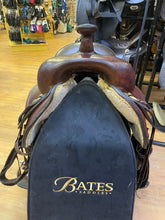 Load image into Gallery viewer, Used 17.5” Big Horn Draft Saddle #25043
