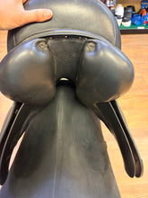 Load image into Gallery viewer, Used 17” Royal Highness Emma All Purpose #28599

