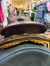 Load image into Gallery viewer, Used 14” High Horse Mesquite Western Saddle #27420

