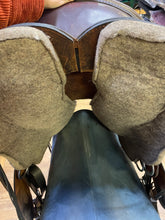 Load image into Gallery viewer, Used 16.5” Tucker Trail Wade Saddle
