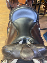 Load image into Gallery viewer, Used 18” High Horse Daisetta Western Saddle #21985
