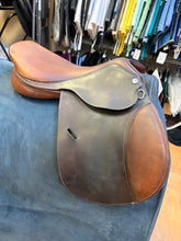 Load image into Gallery viewer, Used 15 3/4” Pessoa AMO Junior close contact #27886

