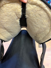 Load image into Gallery viewer, Used 15” Abetta Western Saddle #29567
