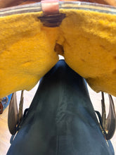 Load image into Gallery viewer, Used 16” Billy Cook Western Training Saddle #25947
