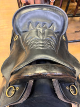 Load image into Gallery viewer, Used 15.5” Tucker Equitation Endurance Saddle #26329
