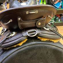 Load image into Gallery viewer, Used 16” Julie Goodnight Cascade Crossover Trail Saddle #14855
