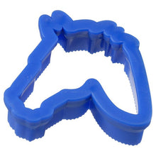 Load image into Gallery viewer, Tough1 Horse Head Shaped Polymar Curry
