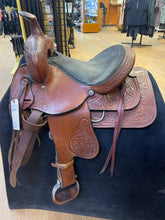 Load image into Gallery viewer, Used 13” Circle M Western Saddle #22053
