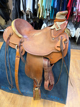 Load image into Gallery viewer, Used 16” McCall Wade Western Saddle #27495
