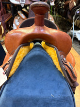 Load image into Gallery viewer, Used 15” Fabtron Lady Trail Saddle
