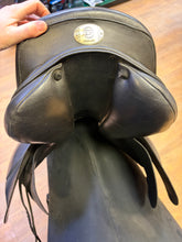 Load image into Gallery viewer, Used 18” DP All Purpose Adjustable Saddle #25743
