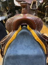 Load image into Gallery viewer, Used 15.75” R. Ruelas Ranch Cutter #24914
