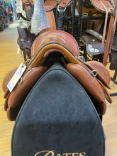 Load image into Gallery viewer, Used 16” Sommer Spirit Endurance Saddle #19220
