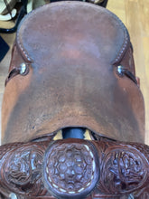 Load image into Gallery viewer, Used 17” SRS Rough out Ranch Saddle #25464
