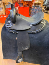 Load image into Gallery viewer, Used 15” Abetta Western Saddle #29567
