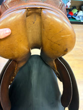 Load image into Gallery viewer, Used 17” Pessoa Close Contact #27358
