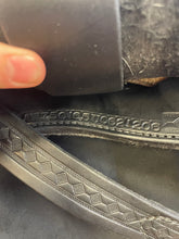 Load image into Gallery viewer, Used 16” Allegany Endurance Saddle AW #22148
