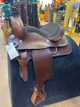 Load image into Gallery viewer, Used 15” Circle S Western Saddle #19863
